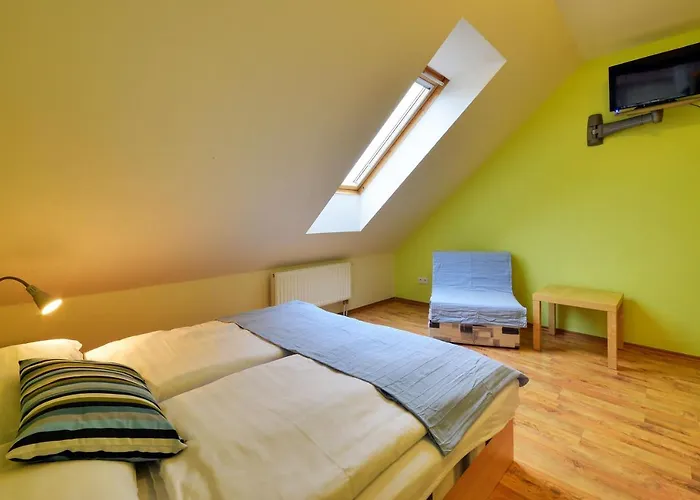 Pensionat Marketa 3*
